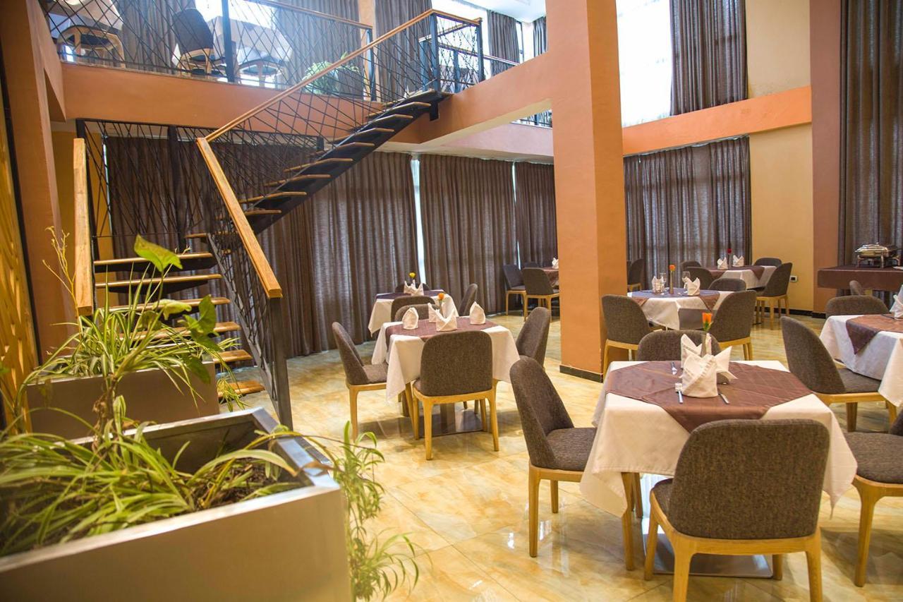 Vamos Addis Hotel Extérieur photo