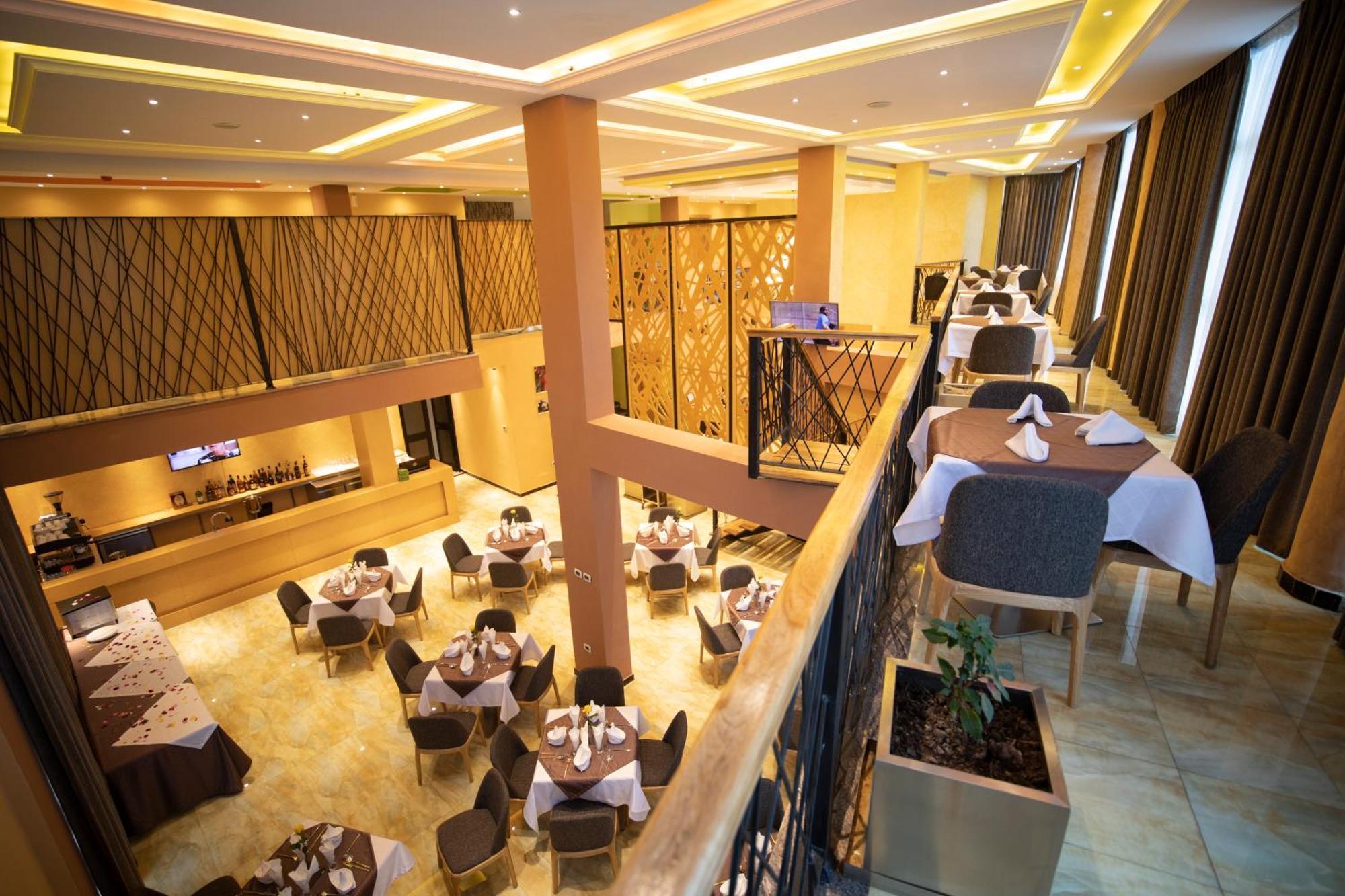 Vamos Addis Hotel Extérieur photo
